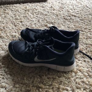 🖤Nike Frees🖤